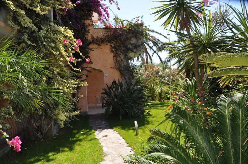 Palm Village Villasimius Eksteriør bilde